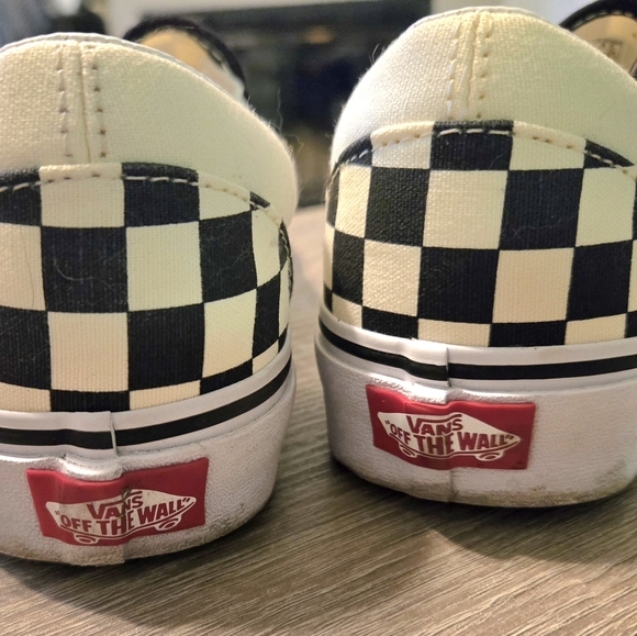Classic checkered slip ons - Picture 3 of 4
